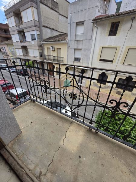 Foto cdc9beea-3049-47e6-aeab-ec38cb5fb4d6. Pis a Simat de la Valldigna