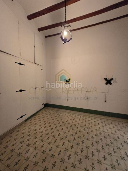 Foto f58eadd9-bf70-48b3-a879-61cce138ac1f. Pis a Simat de la Valldigna
