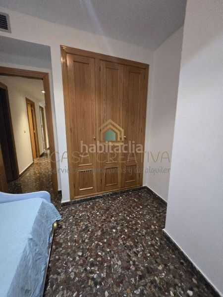 Foto b5996570-87a5-4576-8eb0-eecba4f962c3. Pis amb calefacció aparcament a El Pilar Valencia