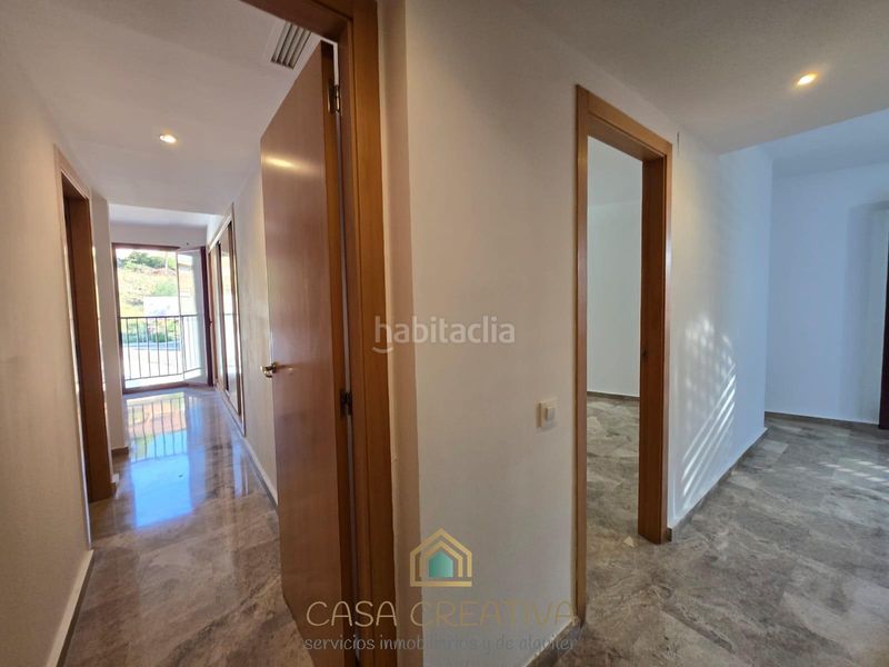 Foto 48d3f976-b822-4e8c-b7de-f2ac3e7cb31e. Piso  en venta urbanización con piscina en Casco Urbano Náquera