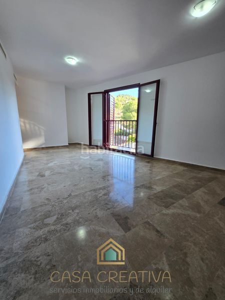 Foto f6b15f5d-7528-4b47-a299-30a9e6999b6d. Piso  en venta urbanización con piscina en Casco Urbano Náquera