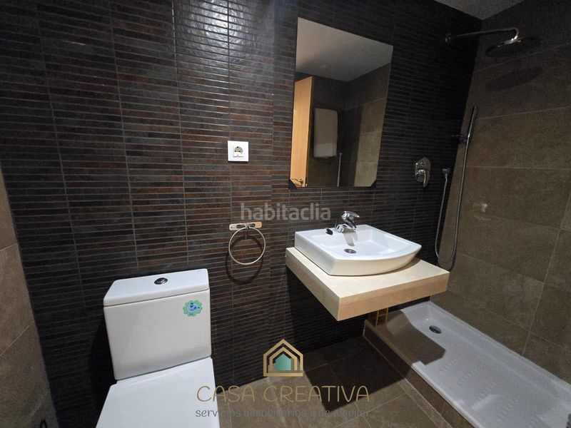 Foto 7d44b3b7-42b9-4566-9b2b-5b52c8f278e2. Pis amb calefacció aparcament piscina a Casco Urbano Náquera
