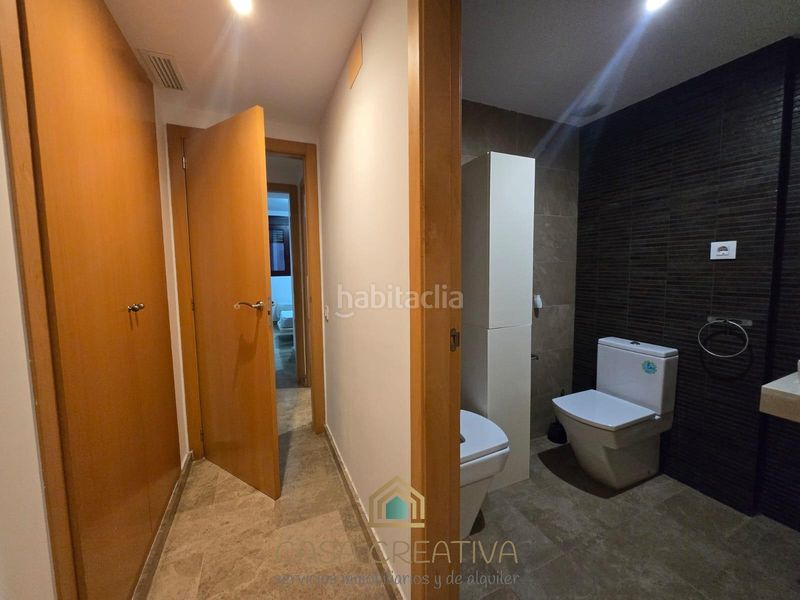 Foto f20d5d2d-a973-4eb0-af8b-4f8bb7164c3b. Pis amb calefacció aparcament piscina a Casco Urbano Náquera