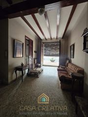 Casa en Favara