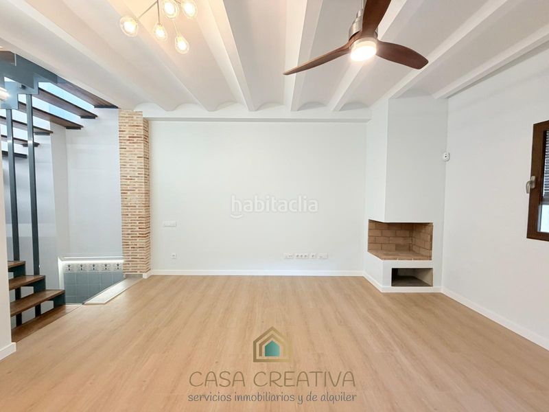 Foto 0f3f2e26-c8c3-401a-84b1-77b6b96cd8b5. Casa amb aparcament a Xàtiva
