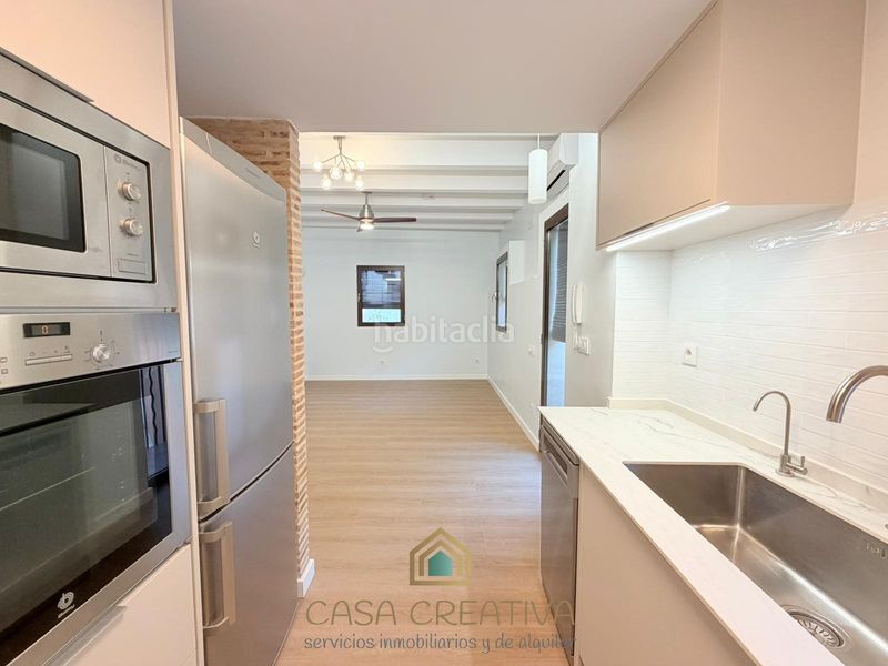 Foto 83a788d8-3ba0-4367-a38b-57cde906cd35. Casa amb aparcament a Xàtiva