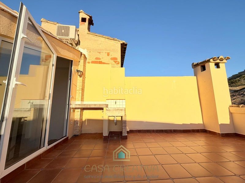 Foto ab8c21f6-b0db-4cbd-b4c0-4e57bd083959. Casa amb aparcament a Xàtiva