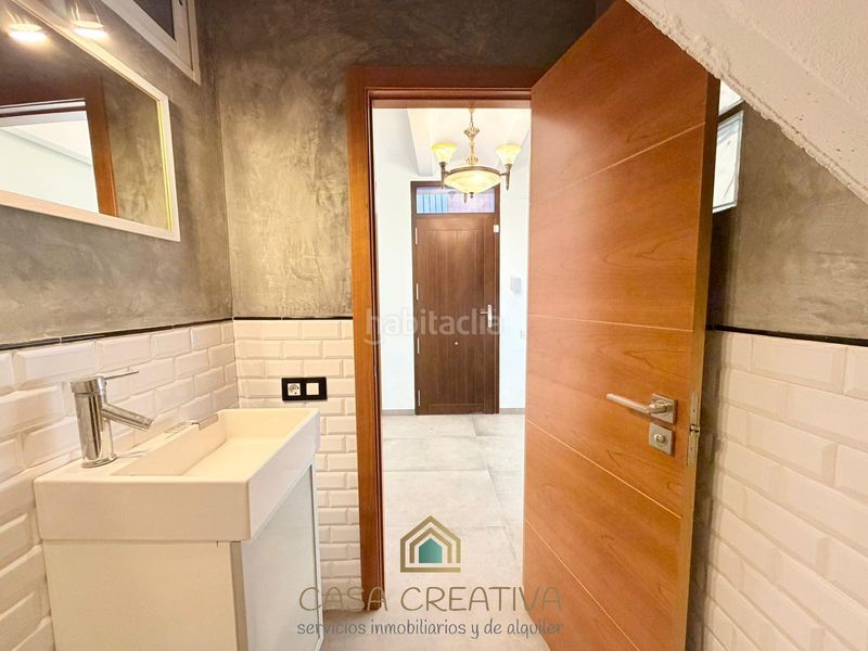 Foto d6214e67-b4b3-4571-a2cf-455a15db9028. Casa amb aparcament a Xàtiva