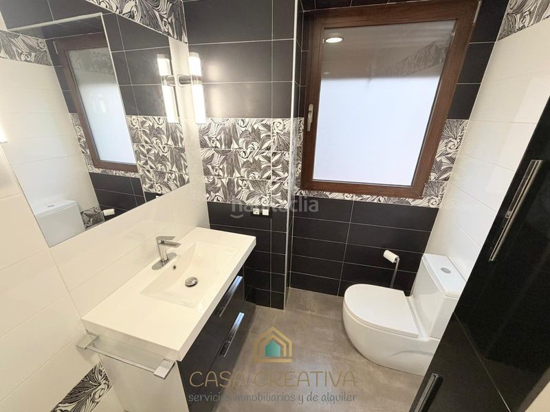 Foto d6901328-0710-4c08-ad8c-7ee4fd27f876. Casa amb aparcament a Xàtiva