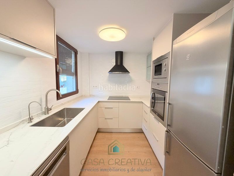 Foto d9e99014-92a2-4244-aed7-3d50cb03916e. Casa amb aparcament a Xàtiva