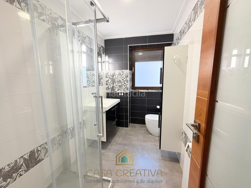 Foto fb77d724-8308-45f2-b557-e38d25f67a43. Casa amb aparcament a Xàtiva