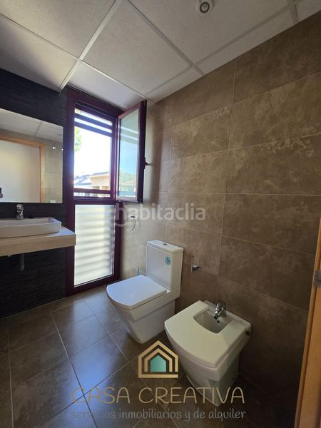 Foto 0d91dbbc-75db-4187-a410-0e81d93684e3. Pis amb calefacció aparcament piscina a Casco Urbano Náquera