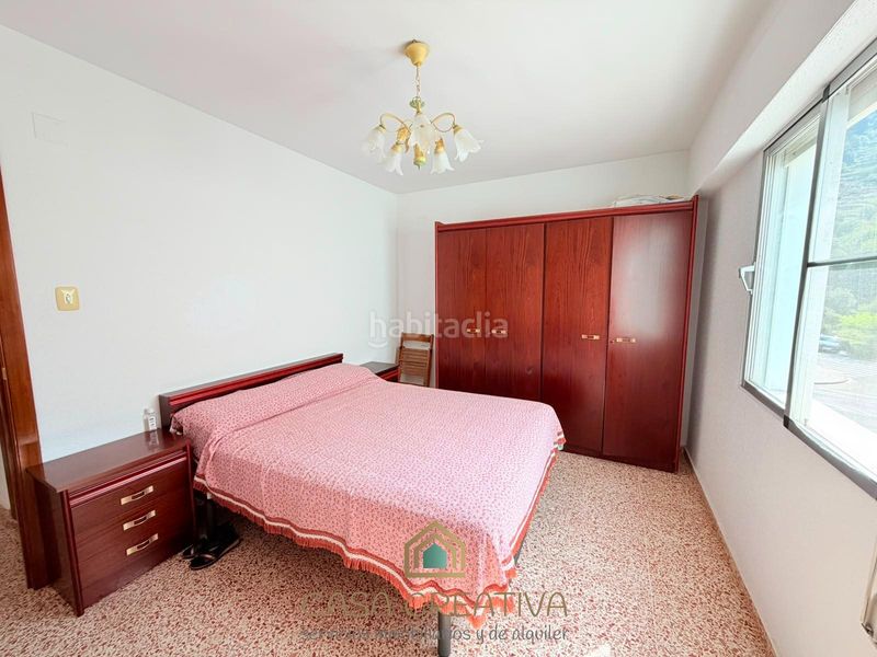Foto f9324c07-ffb5-4255-846b-aa68679d8aa2. Pis a Barx