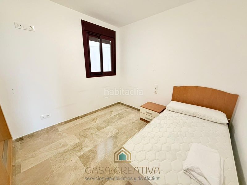 Foto c28dfe12-1eb1-453b-8043-b0d06157d73f. Pis amb calefacció aparcament piscina a Casco Urbano Náquera