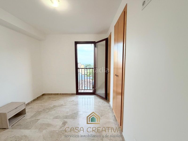 Foto e11283cf-2de9-4c78-a106-1409562799ff. Pis amb calefacció aparcament piscina a Casco Urbano Náquera