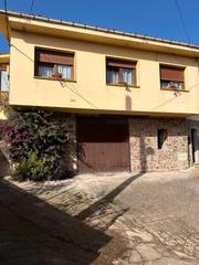 Chalet à Aldea pajio 5. Casa mieres