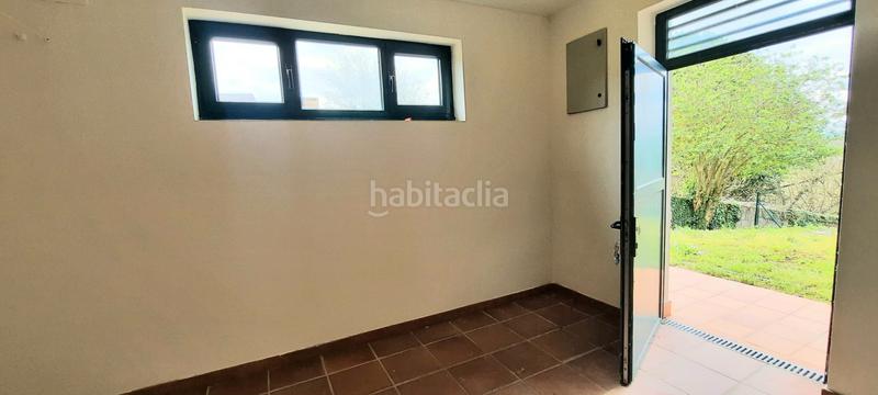 Foto 82f416f9-98ac-4586-a0b1-f3213e1c3b8d. Chalet mit heizung parking in Parroquias Sur - La Manjoya Oviedo