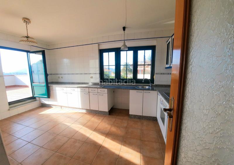 Foto 9bcd9e30-b914-4813-963c-ba194152921a. Chalet mit heizung parking in Parroquias Sur - La Manjoya Oviedo