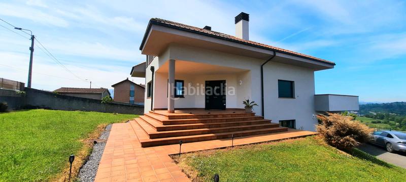 Foto d8636de8-c642-48bc-8156-9ebbf1906dc0. Chalet mit heizung parking in Parroquias Sur - La Manjoya Oviedo
