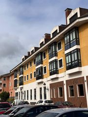Lloguer Apartament  Avenida del ferrocarril. Apartamento candás