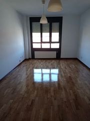 Appartement  Calle juan de austria 14. Apartamento castrillón