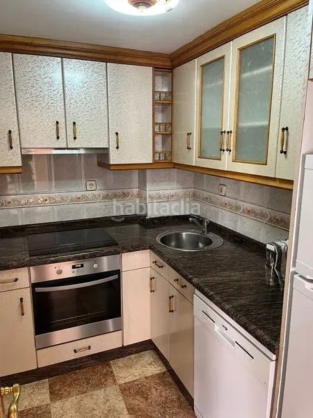 Foto 43b83f75-227f-4945-90c1-a4e7b73c8fa2. Casa adossada amb aparcament a Parroquias Sur - La Manjoya Oviedo