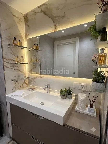 Foto 1b537609-fdd8-4ce7-9c02-bad529f2f60d. Piso  Colloto en Colloto Oviedo