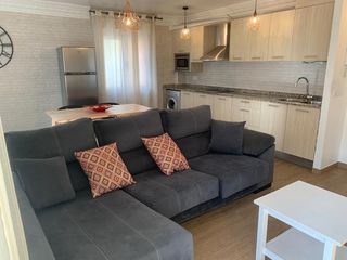 Rent Flat in General Dávila. Santander alquilo bonito piso terraza zona 4 caminos