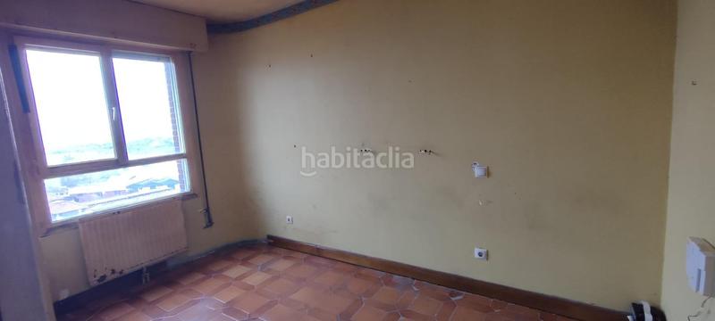 Foto 31b97ada-3ce5-4524-979f-dffde4982a5f. Piso  en venta financiación 100 en Alisal - San Román Santander