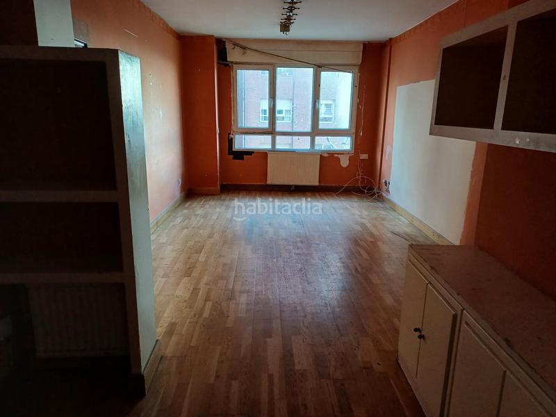 Foto c4f6111c-b4b0-47b3-8a91-5e052a714483. Piso  en venta financiación 100 en Alisal - San Román Santander