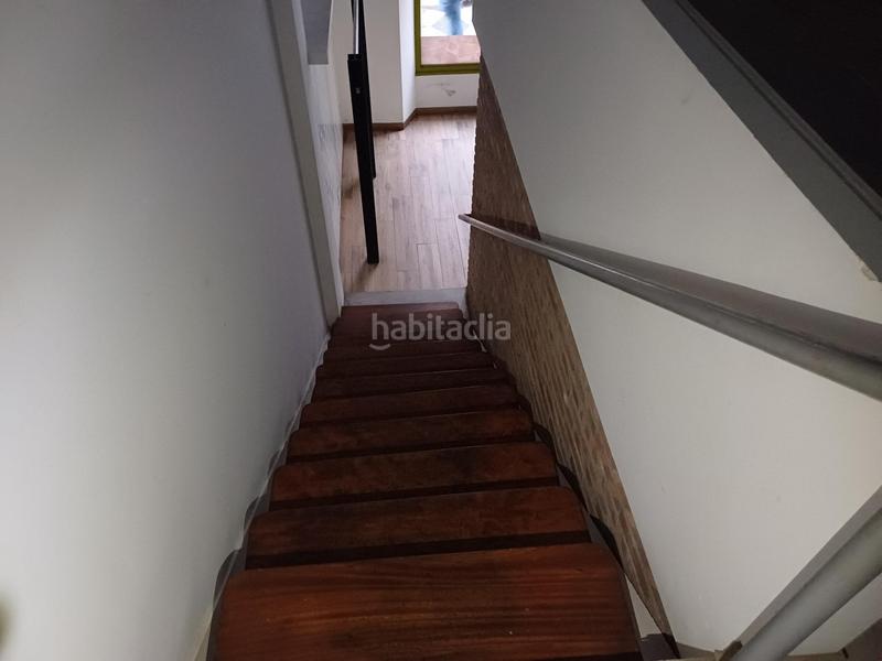 Foto 2bbc107e-f597-47bd-bc4c-a81a773423d9. Alquiler local comercial alquilo estupendo local centro en Santander