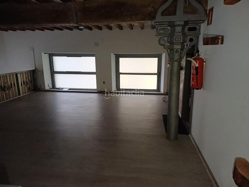 Foto d819085e-bdca-44d5-b416-362a0fee7bd1. Alquiler local comercial alquilo estupendo local centro en Santander