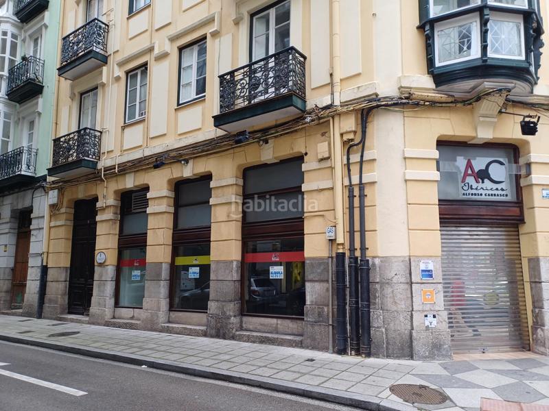 Foto 8159faa7-560f-468c-a6a3-ba9c51554500. Lloguer local comercial a Centro - Ayuntamiento Santander