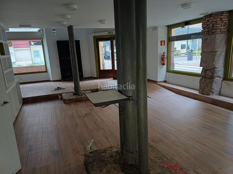 Foto f9d53af6-451b-4a98-8216-4ca1d86fa27f. Lloguer local comercial a Centro - Ayuntamiento Santander