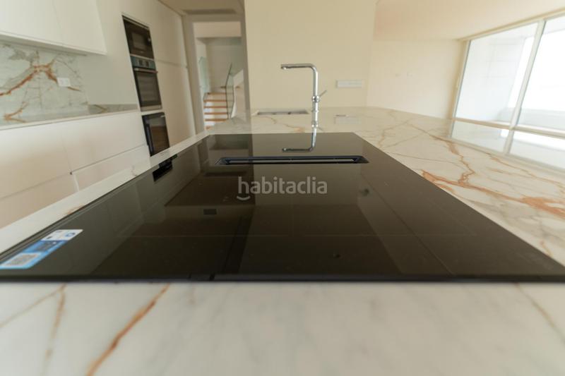 Foto d9183073-a40e-4cbf-84a4-d6c2e945eb33. Dúplex  de lujo con terraza y vistas al mar en primera línea dEl Sardinero en Santander