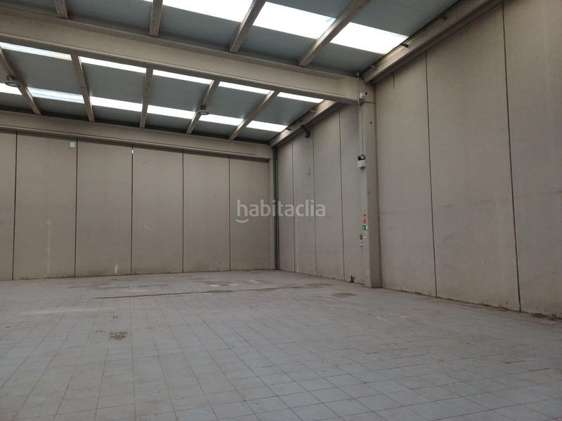 Foto 379971c8-66c8-47bd-a6f3-6f6917ff83c9. Location bâtiment à usage industriel dans Peñacastillo - Nueva Montaña Santander