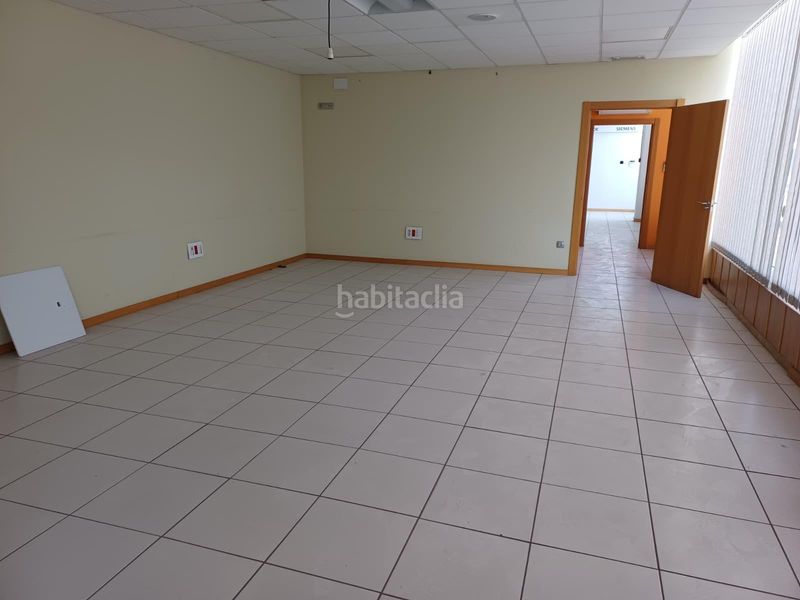 Foto 5da67bfb-a059-4f7e-897f-1170f9f75f7b. Location bâtiment à usage industriel dans Peñacastillo - Nueva Montaña Santander