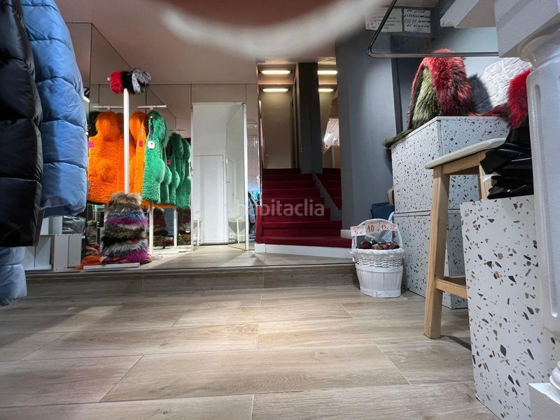 Foto c2568ea1-c03e-4f04-8af2-16b654a8c36b. Local comercial a Centro - Ayuntamiento Santander