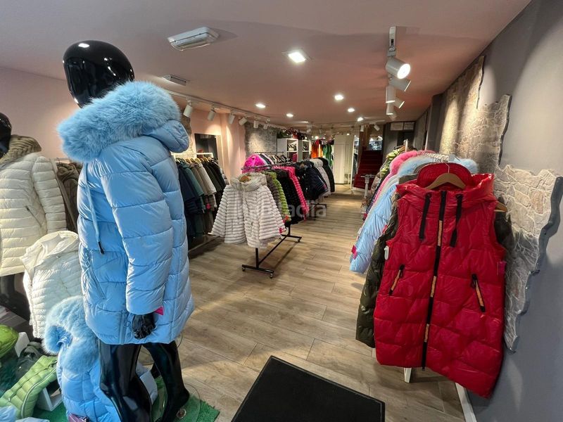 Foto df3d6562-3098-43f4-9f1e-8fc2552b3d18. Local comercial a Centro - Ayuntamiento Santander