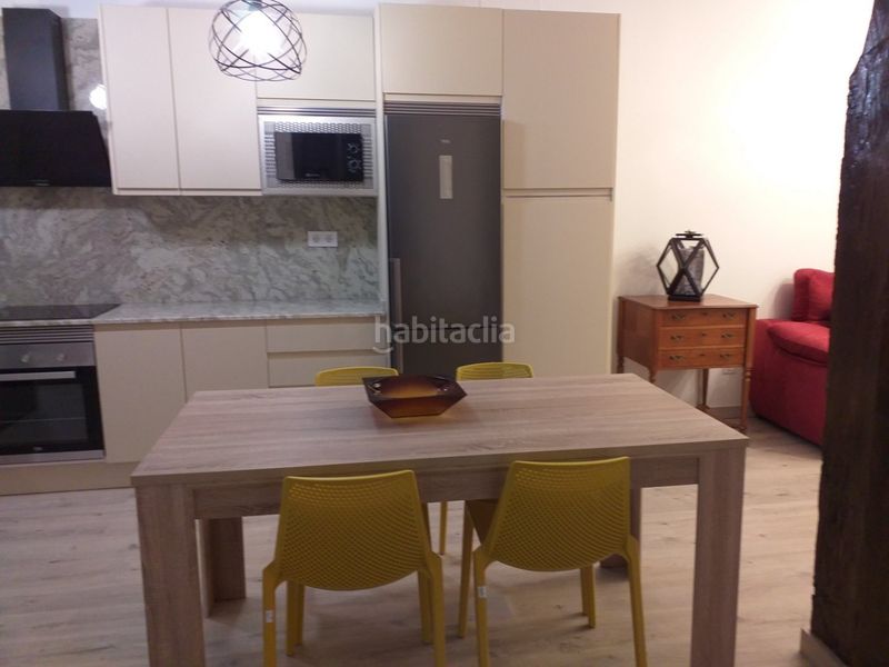 Foto a749a509-6664-4b18-9719-bb591464a463. Rent flat with heating in Centro - Ayuntamiento Santander