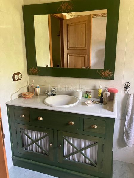 Foto df8ddc7d-cb5f-4a51-bc2e-b209d8e8f9f5. Casa amb calefacció aparcament piscina a Puente Viesgo