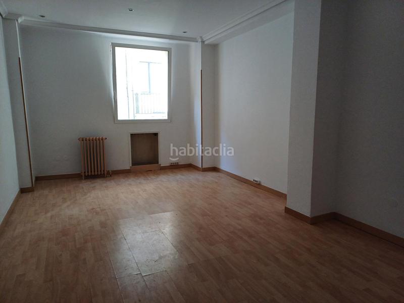 Foto 288c21bc-3fc8-4029-a236-b54e359ddac9. Miete büro mit heizung in Centro - Ayuntamiento Santander