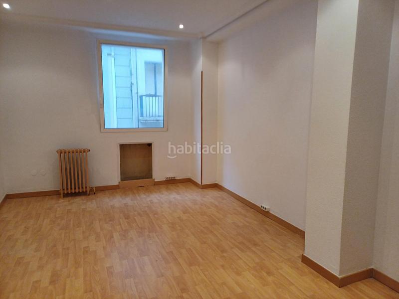 Foto b43d1a6b-4d1a-4308-8331-c5aeaac568ef. Rent office space with heating in Centro - Ayuntamiento Santander