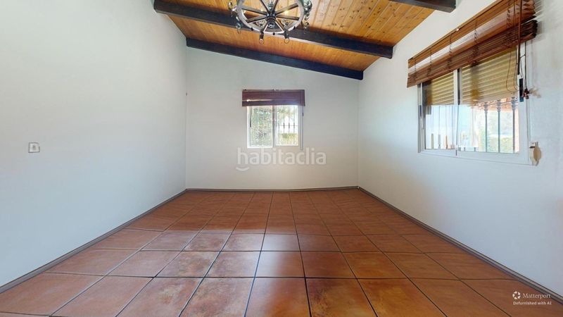 Foto e68a5d39-bdbc-4db5-9283-7c3f358ce65b. Xalet amb aparcament a Las Bayas Elche / Elx