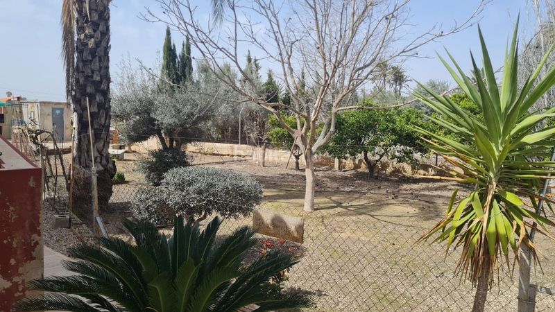 Foto 0a5da3bf-ebd3-438e-bdf5-edf1abc44e54. Chalet with parking pool in La Algoda - Matola - Llano de San José Elche / Elx