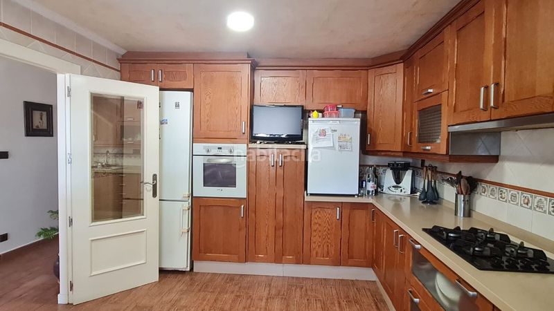 Foto 40fe126c-30a9-4199-83bd-bba0e19ec1b6. Chalet with parking pool in La Algoda - Matola - Llano de San José Elche / Elx