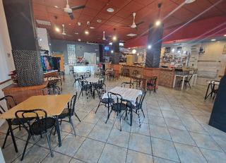 Local Comercial  Avenida la safor. !oportunidad para emprendedores!