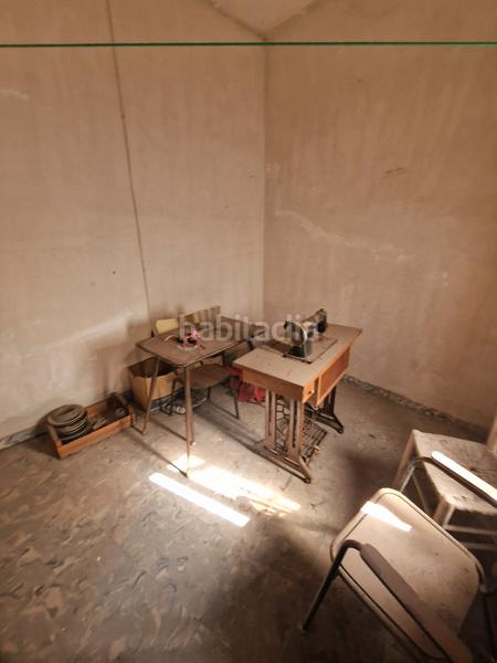 Foto 1191af22-e60a-4836-a745-b8ed159dd7b5. Casa local + vivienda para reformar en Ador