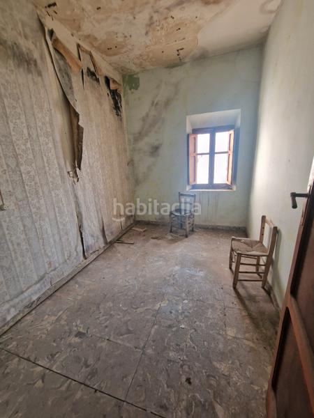Foto 51b8d874-4245-4344-a726-62d889f130dd. Casa local + vivienda para reformar en Ador