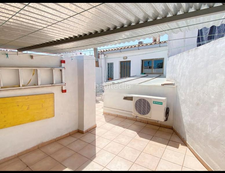 Foto 0a11bd5c-9c10-45e1-8f6f-557909cdd009. Maison jumelée avec cheminée dans Bellreguard